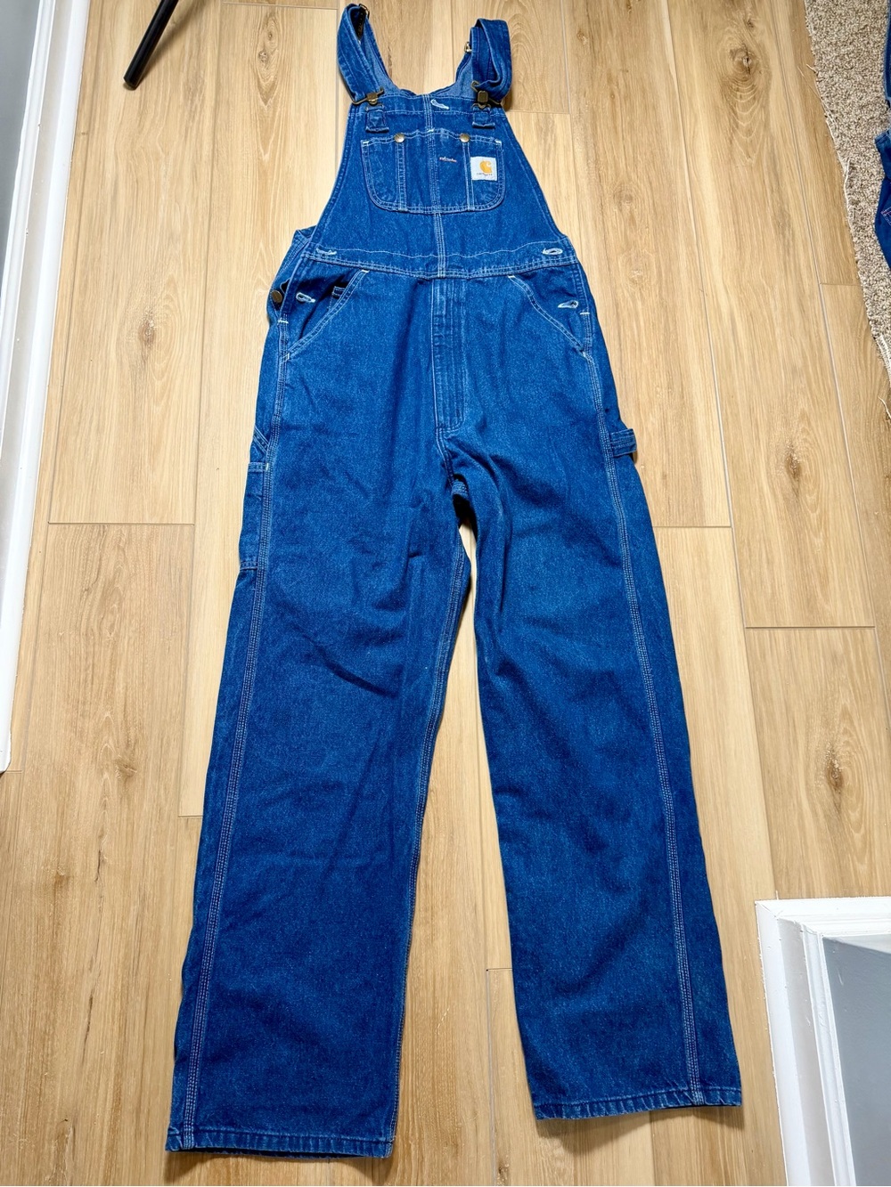 Carhartt Men’s Blue Denim Overalls with Front Pocket size 32/32 - Picture 2 of 4